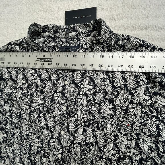 Tommy Hilfinger Women's Floral Print Button Front Casual Blouse Black 3X NWT - Picture 5 of 7
